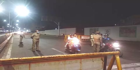 சென்னை: பைக் ரேஸில் ஈடுபடப்போவதாக தகவல் -முக்கிய சாலைகளில் நேற்றிரவு தீவிர வாகன தணிக்கை