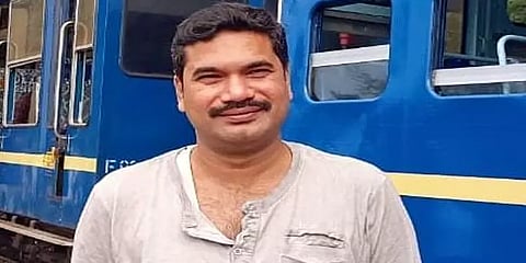 ஆன்லைன் ரம்மி விளையாட்டு: ரூ.35 லட்சம் பணத்தை இழந்த இளைஞர் எடுத்த விபரீத முடிவு