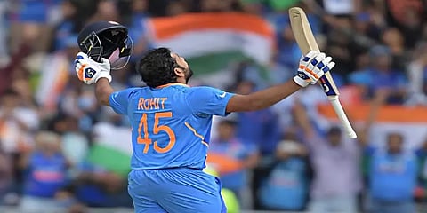 இந்திய அணியின் 'ஹிட்மேன்':ரோகித் சர்மாவின் சாதனைகளில் சில! #HappyBirthdayRohitSharma
