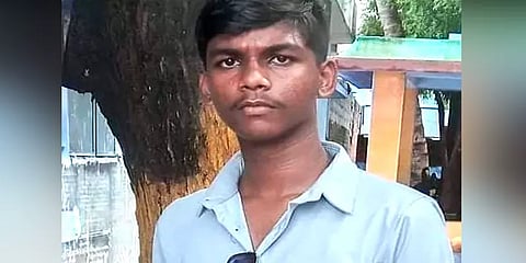 நெல்லை: மாணவர்களிடையே ஏற்பட்ட மோதல் - சிகிச்சையில் இருந்த மாணவர் உயிரிழப்பு