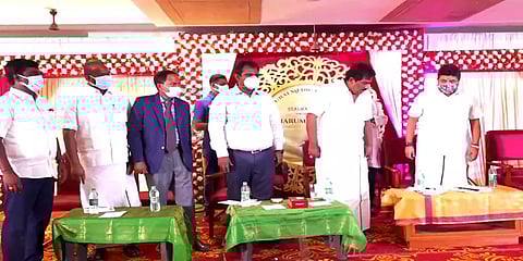 சமஸ்கிருதத்தில் உறுதிமொழி: மதுரை மருத்துவ கல்லூரி மாணவர்கள் வரவேற்பு நிகழ்ச்சியில் சர்ச்சை