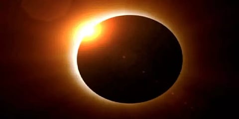 தென் அமெரிக்க நாடுகளில் தென்பட்ட முதல் சூரிய கிரகணம் - பார்த்து ரசித்த மக்கள்