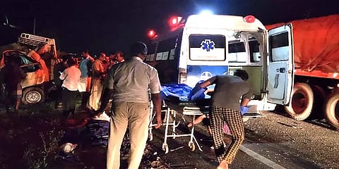 கன்னியாகுமரி: ஆம்னி பஸ்- டெம்போ நேருக்கு நேர் மோதி விபத்து; இருவர் உயிரிழப்பு