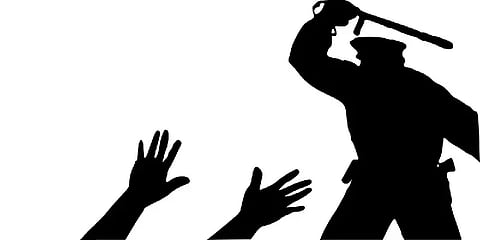 நள்ளிரவு ரெய்டு... போலீஸார் தாக்கியதில் இளம்பெண் உயிரிழப்பு? உ.பி.யில் அதிர்ச்சி சம்பவம்