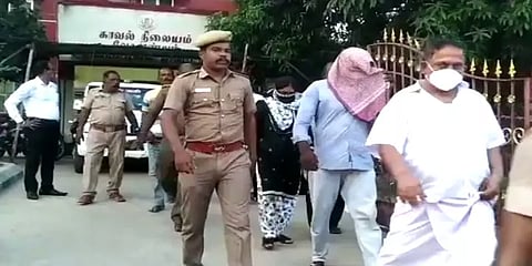 குறைந்த விலையில் தங்கம் வாங்கித் தருவதாக ரூ.96 லட்சம் மோசடி: 7 பேர் கைது