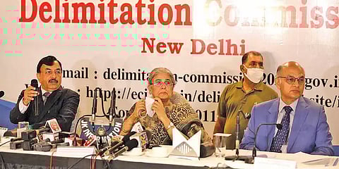 காஷ்மீரில் 47; ஜம்முவுக்கு 43 : தொகுதி நிர்ணய ஆணைக்குழு அறிக்கை