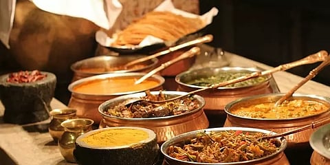 நிச்சயதார்த்த பதார்த்தத்தில் பிரச்னை! விருந்துக்கு வந்தவர்கள் மருத்துவமனைக்கு சென்ற அவலம்