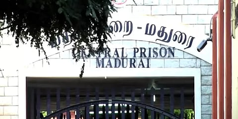 மதுரை: மத்திய சிறையில் விசாரணை கைதிகளுக்கிடையே மோதல்: போலீசார் விசாரணை