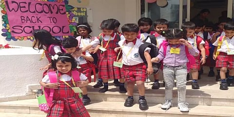 கடும் வெப்பம் - பள்ளி நேரத்தை மாற்றியமைக்க மத்திய கல்வி அமைச்சகம் அறிவுறுத்தல்