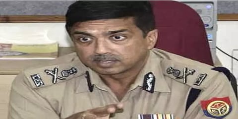 "சொல்வதை கேட்பதில்லை" - உ.பி. போலீஸ் டிஜிபியை பதவி நீக்கம் செய்தார் யோகி ஆதித்யநாத்!