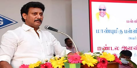 `மாணவர்கள் எல்லை மீறுகையில் டி.சி-யில் குறிப்பிடுவதை தவிர்க்க இயலாது'- அமைச்சர் விளக்கம்