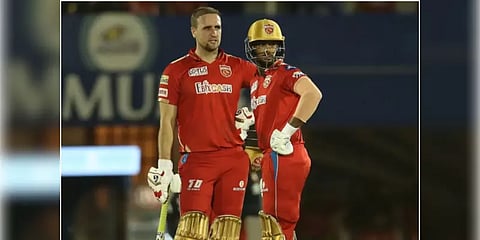 அதிரடியில் பொளந்துகட்டிய பஞ்சாப்பின் பேர்ஸ்டோ, லிவிங்ஸ்டன்! ஆர்சிபிக்கு 210 ரன் இலக்கு!