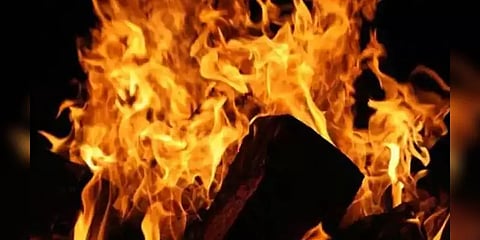 2வது மனைவியுடன் சண்டை! குடும்பத்தையே மண்ணெண்ணெய் ஊற்றி கொளுத்தி கொலைசெய்த முதல் மனைவி!