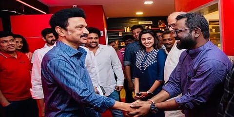 உதயநிதியின் ‘நெஞ்சுக்கு நீதி’: சிறப்புக் காட்சியைப் பார்த்து பாராட்டிய மு.க ஸ்டாலின்