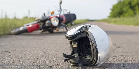 சென்னையில் நடந்த விபத்துகளில், ஹெல்மெட் அணியாததால் அதிக உயிரிழப்புகள் - முழு விவரம்