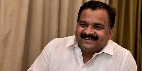 ’’அன்று கோபால் கோட்சே இன்று பேரறிவாளன்’’ - மாணிக்கம் தாகூர் எம்.பி சர்ச்சை ட்வீட்