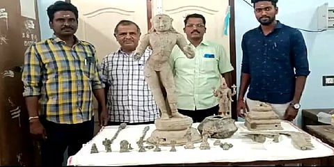 ஆலங்குடி: வீடுகட்டத் தோண்டிய குழியில் கண்டறியப்பட்ட அப்பர் பெருமாள் சிலைகள்