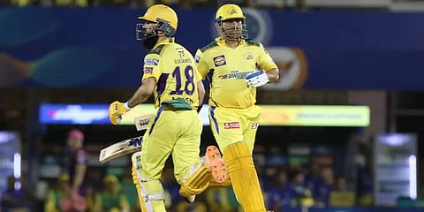 சரவெடியாய் வெடித்த மொயின் அலி.. டெஸ்ட் போட்டி ஆடிய தோனி - எகிறி பின் சரிந்த சிஎஸ்கே!