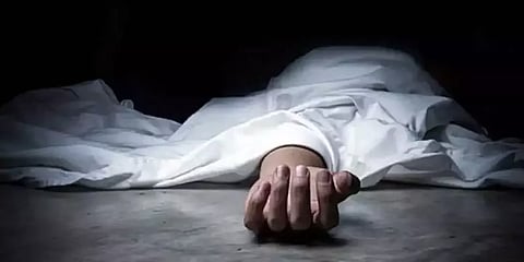 மனநலம் பாதிக்கப்பட்ட முதியவர் மீது பாஜக நிர்வாகி சரமாரி தாக்குதல் - பரிதாபமாக உயிரிழப்பு