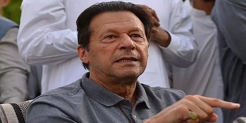 பெட்ரோல் விலை குறைப்பு - இந்தியாவுக்கு இம்ரான் கான் பாராட்டு