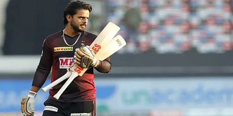 இந்திய அணியில் இடமில்லை - அதிருப்தியில் நிதிஷ் ராணா