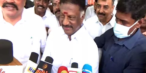 தமிழகத்தில் சட்டம் ஒழுங்கு முழுமையாக சீர்கெட்டுள்ளது: ஒபிஎஸ் குற்றச்சாட்டு
