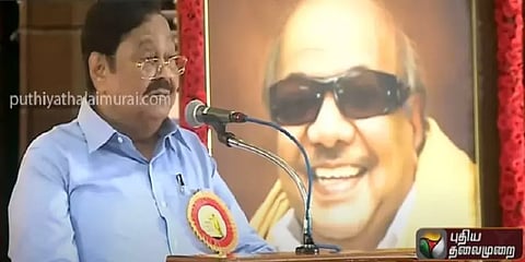 கருணாநிதி சிலை இருக்கும் வரை வெங்கையா நாயுடுவின் பெயர் வரலாற்றில் இருக்கும் - துரைமுருகன்