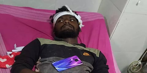 சைதாப்பேட்டை ரயில் நிலையத்தில் வாலிபரை வெட்டி செல்போனை பறித்த கும்பலால் பரபரப்பு