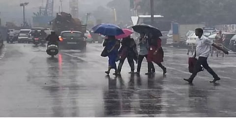 தமிழகத்திலும் துவங்கியது தென்மேற்கு பருவமழை - எதிர்பார்ப்பைவிட அதிகம் பெய்ய வாய்ப்பு