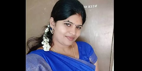 போலி ஆவணங்கள் தயாரித்து ரூ.97 லட்சம் மோசடி - கூட்டுறவு வங்கி பெண் மேலாளர் கைது