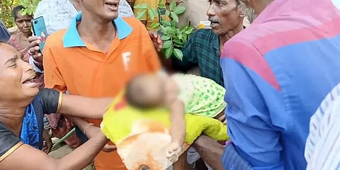 அரக்கோணம்: பிறந்து 40 நாட்களேயான குழந்தை பெயிண்ட் பக்கெட் நீரில் மூழ்கி உயிரிழப்பு