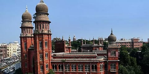 நீலகிரியை போன்றே தமிழகம் முழுவதும் ஏன்..? - மதுபாட்டில்கள் குறித்து நீதிமன்றம் கேள்வி