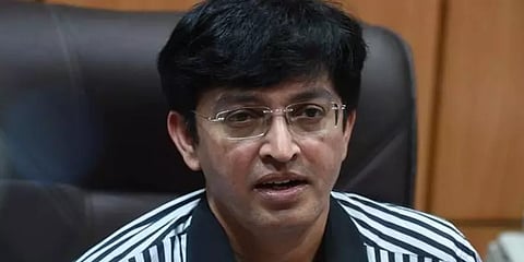 மருத்துவத்துறை செயலாளர் ராதாகிருஷ்ணன் மாற்றம்