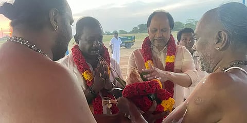 உளுந்தூர்பேட்டையில் ஒரு திருப்பதி கோயில்...கட்டுமான பணிகளை துவங்கிவைத்த சேகர்ரெட்டி