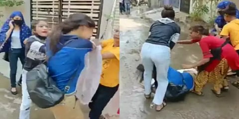 பீட்சா டெலிவரி செய்யும் பெண்ணை தடியால் சரமாரியாக தாக்கிய 4 பெண்கள்: அதிர்ச்சி வீடியோ