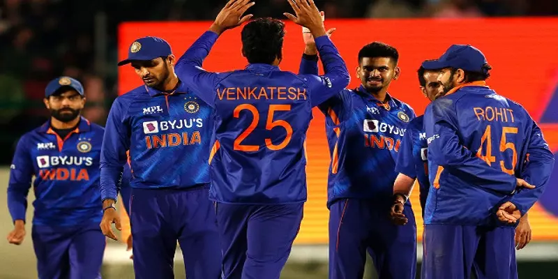 அயர்லாந்து டி20 தொடருக்கான அணியில் ரிஷப் ஆப்சென்ட்.. ஹர்திக் பாண்டியா கேப்டன்