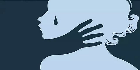 ‘உன்கூட 100 வருஷம் வாழணும்’ : பொய்ச்சொல்லி மணமுடித்தவரால் பெண்ணுக்கு நேர்ந்த அதிர்ச்சி