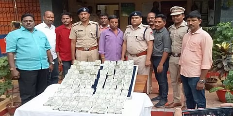 சென்ட்ரல் ரயில் நிலையத்தில் 46 லட்சம் பணம் பறிமுதல் - ஹவாலா பணமா? தொடரும் விசாரணை