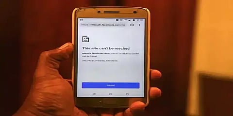 அக்னிபாத் போராட்டம் எதிரொலி - பீகாரில் இணையதள சேவை முடக்கம்