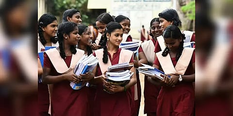 இன்று வெளியாகிறது 10 மற்றும் 12-ஆம் வகுப்பு பொதுத்தேர்வு முடிவுகள்! விரிவான விவரங்கள் இதோ!