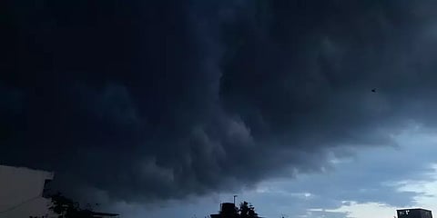 காலையில் வெயில்.. மாலையில் தூரல்.. மீண்டும் சென்னையை குளிர்வித்த மழை