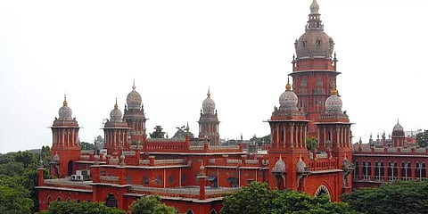 அதிமுக பொதுக்குழுவுக்கு தடை கோரிய வழக்குகள் இன்று பிற்பகல் விசாரணை