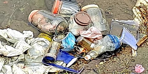 கண்ணாடி பாட்டில்களில் கண்டெடுக்கப்பட்ட சிசுக்களின் சடலங்கள் - கர்நாடகாவில் அதிர்ச்சி