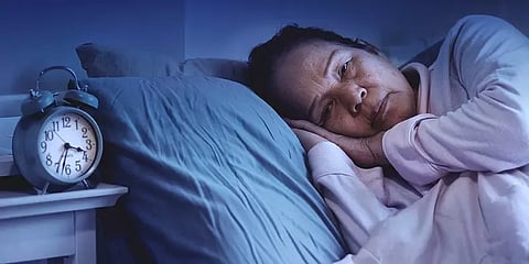 வெளிச்சத்தில் தூங்குபவரா நீங்கள்? உங்களுக்கு இந்த பிரச்னைகள் ஏற்படும் வாய்ப்புகள் இருக்கு