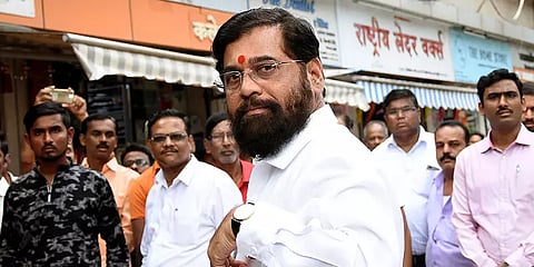 `ஆட்டோ ஓட்டுநர் டூ முதல்வர்'- பிளான் போட்டு மகாராஷ்ட்ரா முதல்வரான ஏக்நாத் ஷிண்டே!