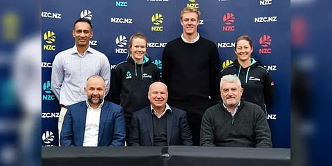 நியூசிலாந்தில் வீரர், வீராங்கனைகளுக்கு இனி சம ஊதியம்! எந்த விளையாட்டில் தெரியுமா?