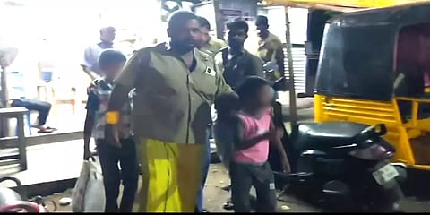 கடலூர்: உணவின்றி பசியால் மயங்கிக் கிடந்த சிறுவர்கள்- விசாரித்ததில் வெளியான அதிர்ச்சி தகவல்