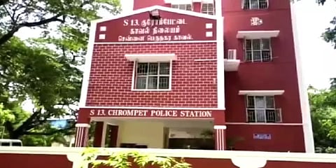 10 லட்சத்துக்கு 2 கிலோ தங்கமா? பேராசையால் ரூ.5 லட்சத்தை இழந்த உணவக உரிமையாளர்