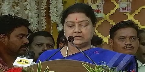 "நிஜத்தை தொலைத்தவர்களின் பின்னால் குதிரைகள்கூட செல்லாது"- சசிகலா பேட்டி