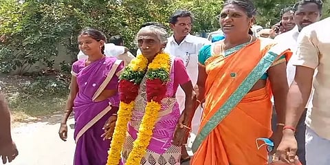 தொடக்கம் முதல் இறுதிவரை முன்னிலை: 72 வயதில் ஊராட்சி மன்ற தலைவராக வாகை சூடிய மூதாட்டி!